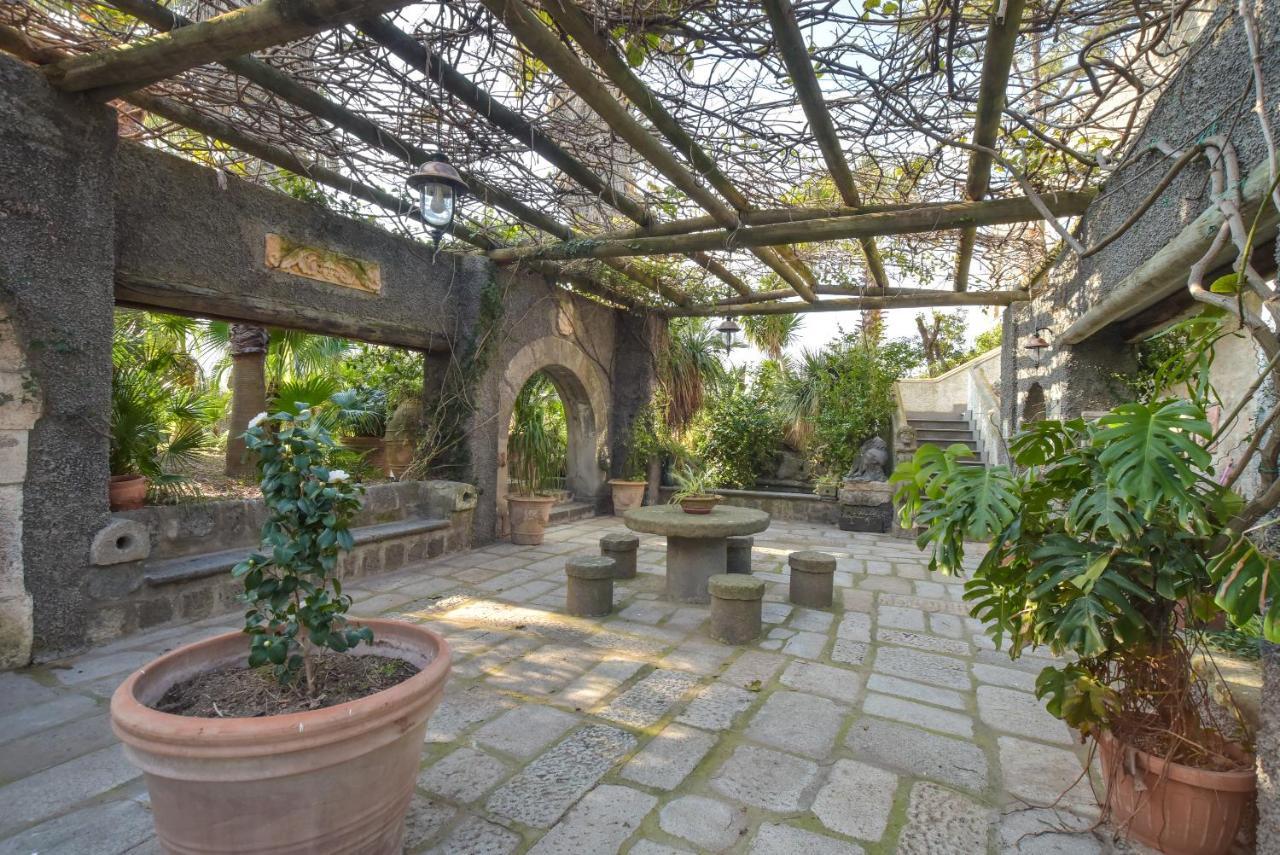 B&B Villa Regine Forio di Ischia エクステリア 写真